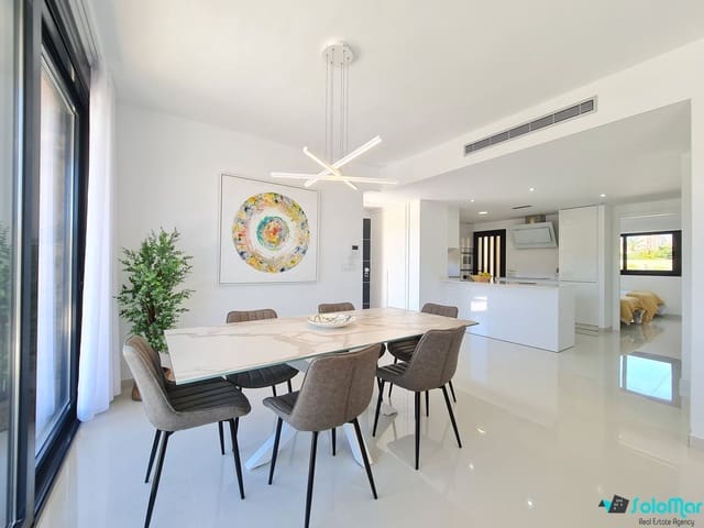 3 sypialnia Willa na sprzedaż w La Manga del Mar Menor - 455 000 € (Ref: 5745346)