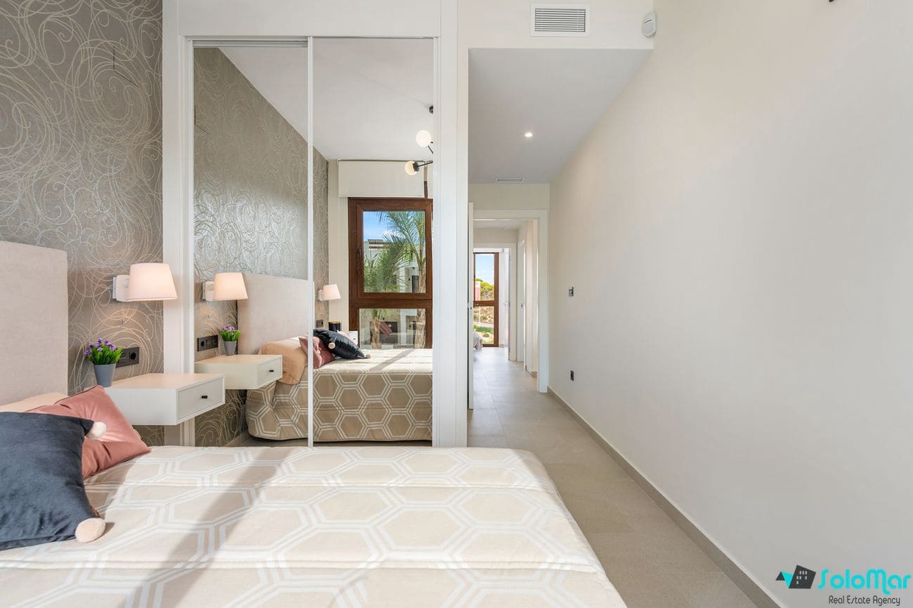 3 soveværelse Bungalow til salg i Punta Prima med swimmingpool - € 325.000 (Ref: 6798353)