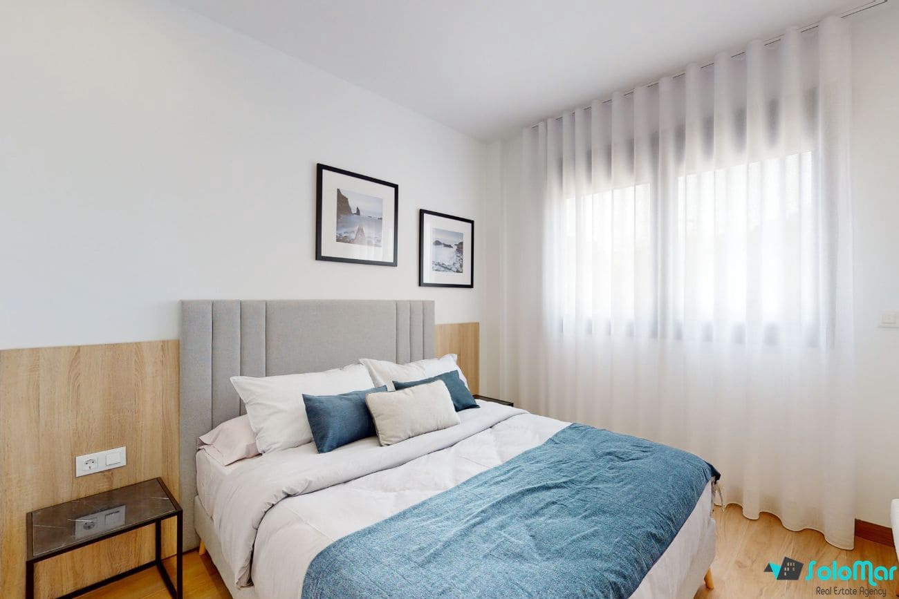 2 soveværelse Bungalow til salg i Torrevieja med swimmingpool - € 309.900 (Ref: 7021616)