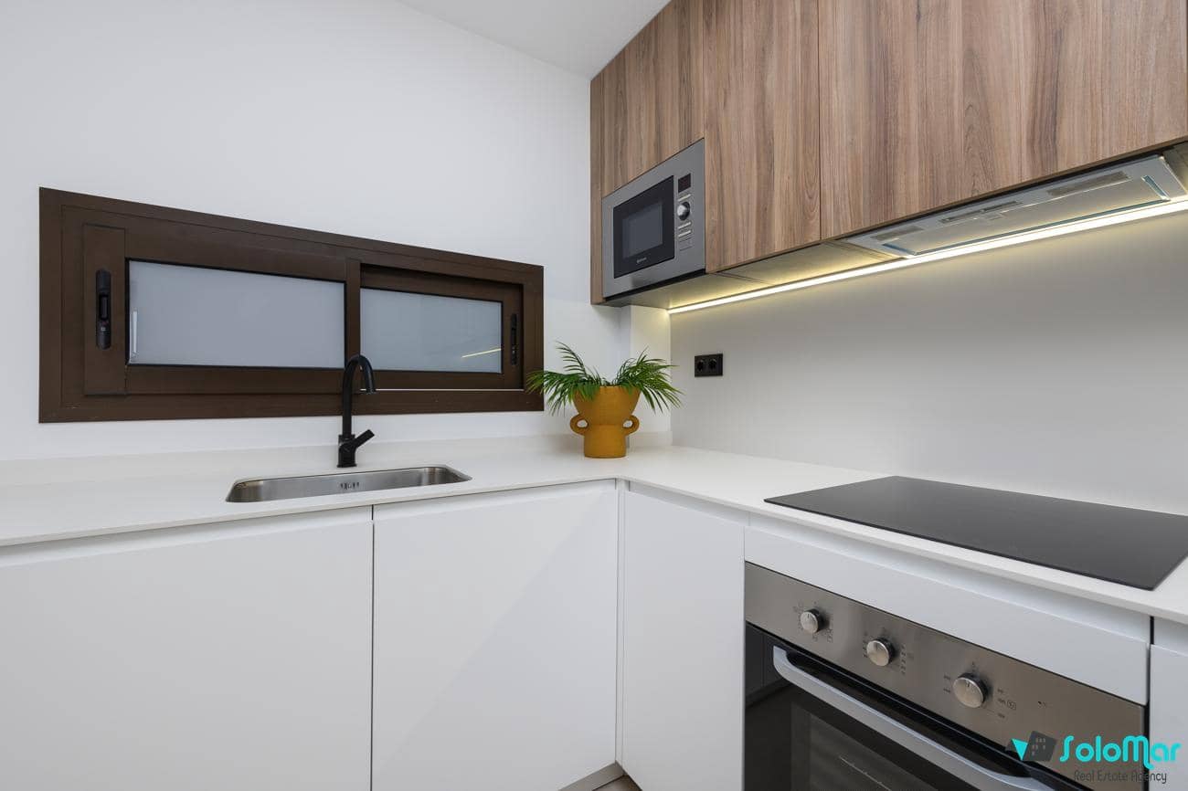 2 bedroom Apartment for sale in Los Alcazares with pool - € 270,000 (Ref: 7276093)