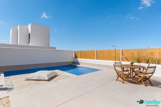 3 chambre Villa/Maison à vendre à Los Alcázares avec piscine - 399 900 € (Ref: 7381501)