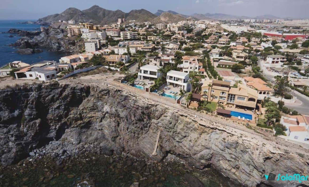 3 soveværelse Villa til salg i Cabo de Palos med swimmingpool garage - € 2.400.000 (Ref: 7394540)