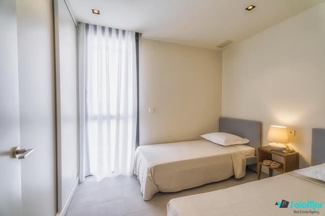 3 slaapkamer Huis te koop in Pilar de la Horadada ciudad, Pilar de la Horadada met zwembad - € 279.900 (Ref: 7416295)