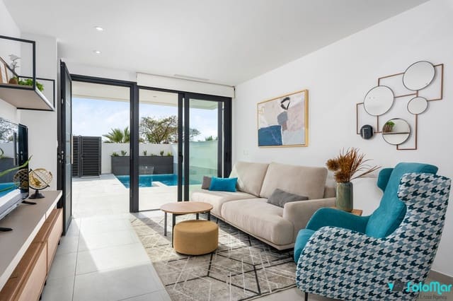 Chalet de 3 habitaciones en Benijófar en venta con piscina - 359.900 € (Ref: 7453411)