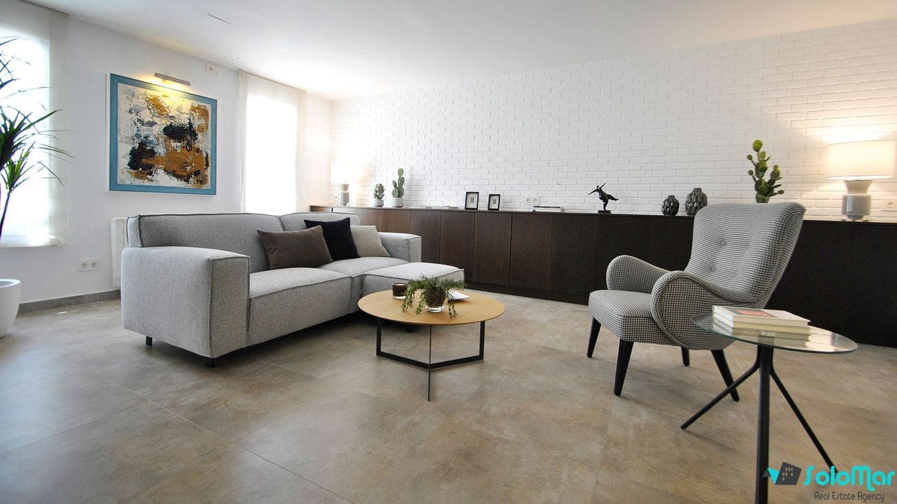 5 chambre Villa/Maison à vendre à La Marina avec piscine - 612 680 € (Ref: 7458311)