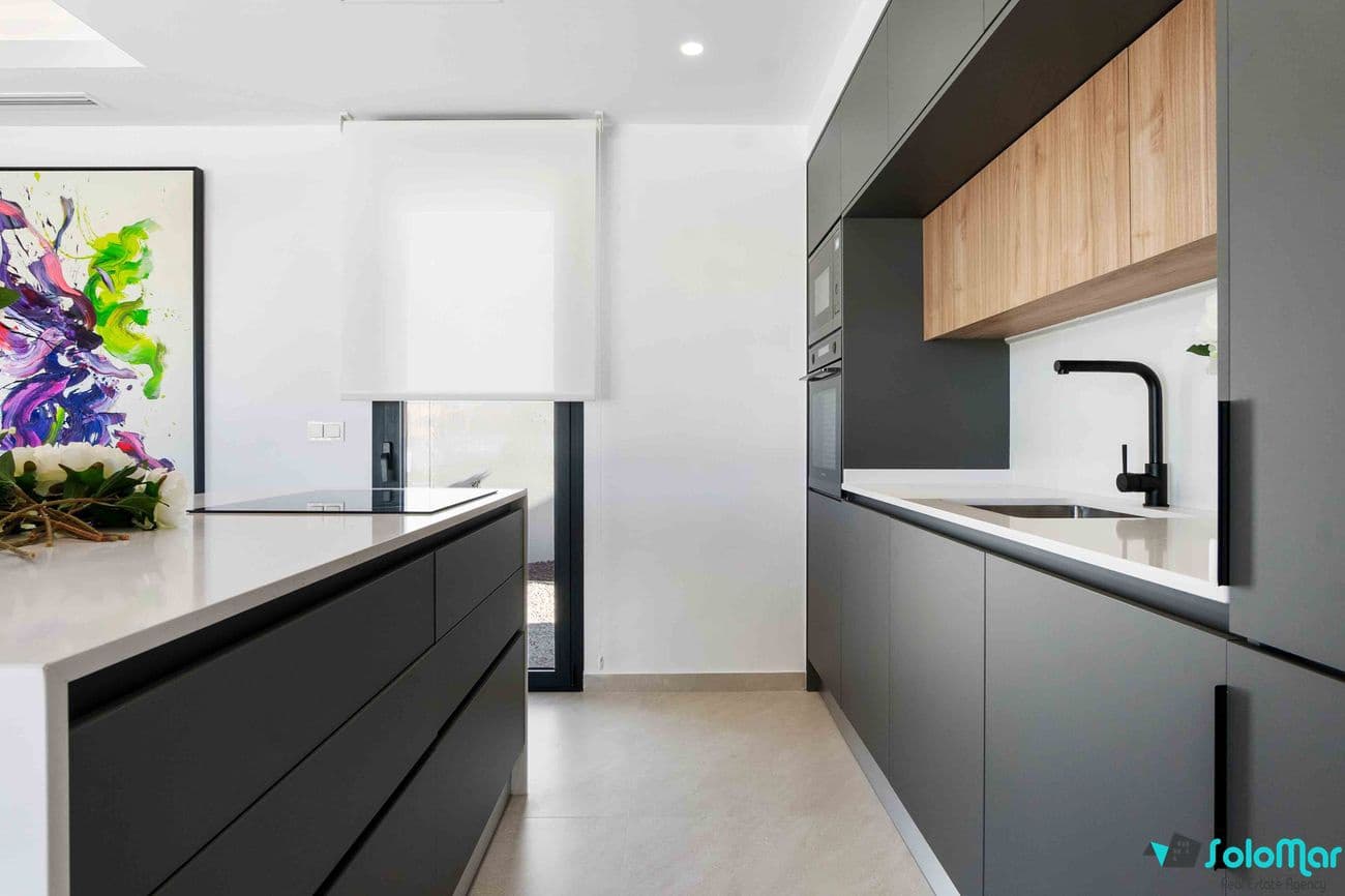 3 bedroom Villa for sale in Ciudad Quesada with pool - € 549,000 (Ref: 7550828)