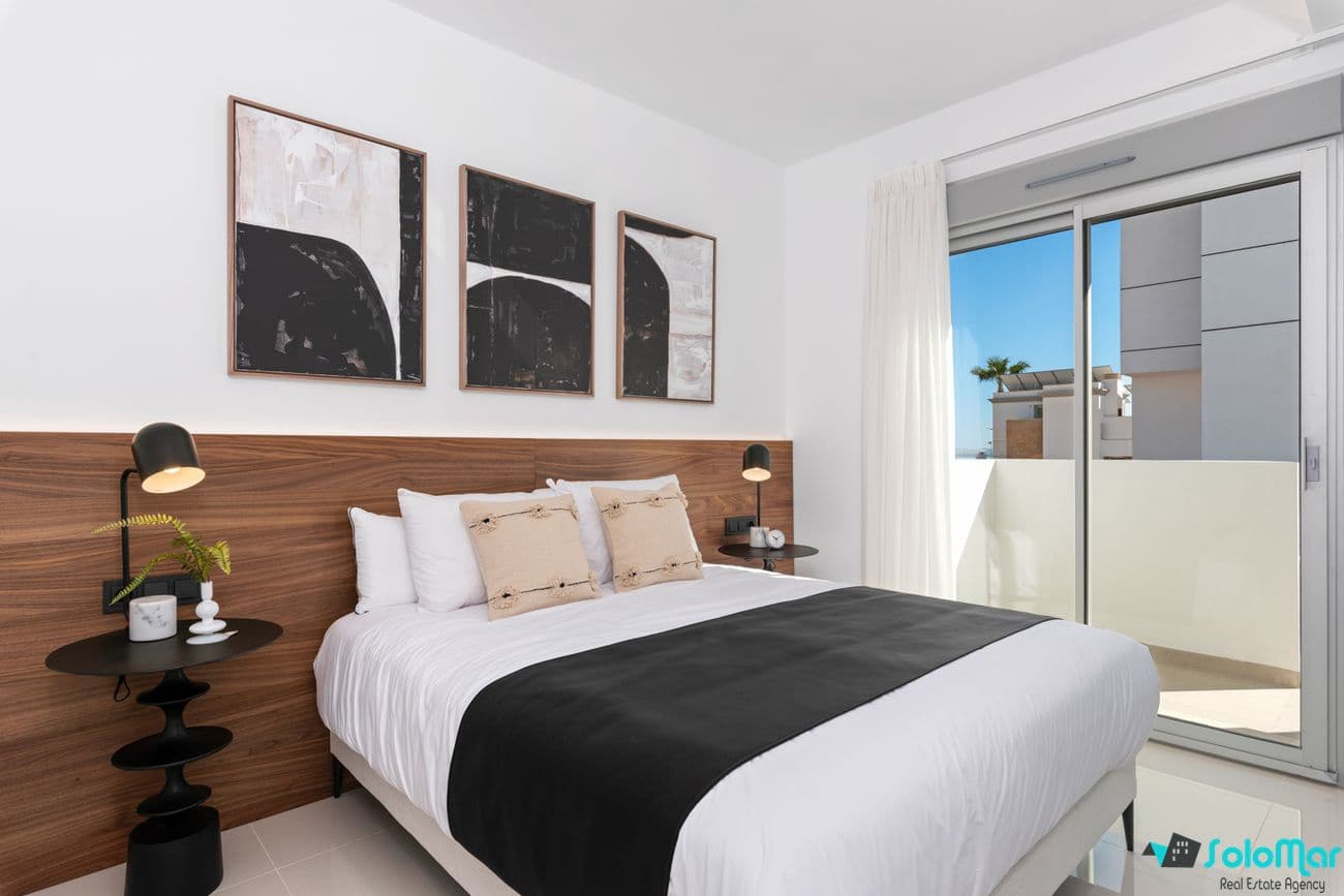 4 slaapkamer Villa te koop in Dona Pepa met zwembad - € 860.271 (Ref: 7574589)