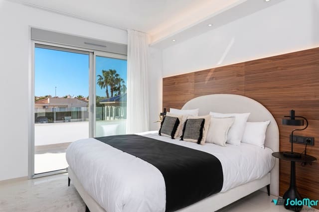 4 slaapkamer Villa te koop in Doña Pepa, Rojales met zwembad - € 860.271 (Ref: 7574589)