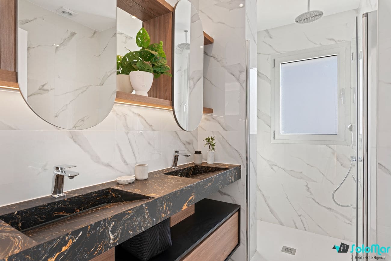 4 slaapkamer Villa te koop in Dona Pepa met zwembad - € 860.271 (Ref: 7574589)