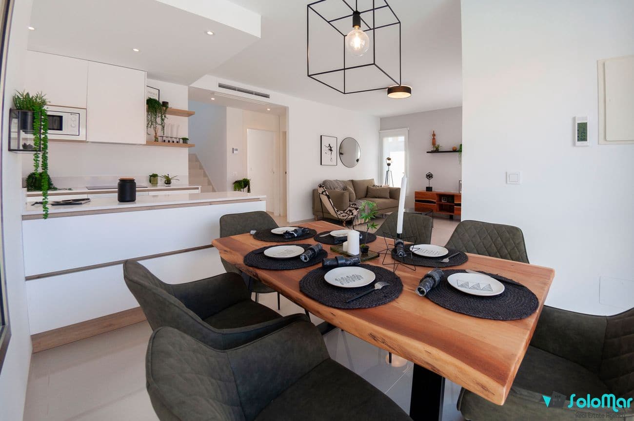 3 bedroom Villa for sale in Los Alcazares with pool garage - € 479,951 (Ref: 7578204)