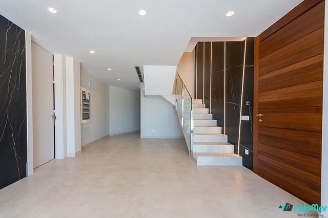 4 soverom Leilighet til salgs i Playa Poniente, Benidorm med svømmebasseng garasje - € 1 650 000 (Ref: 7674354)