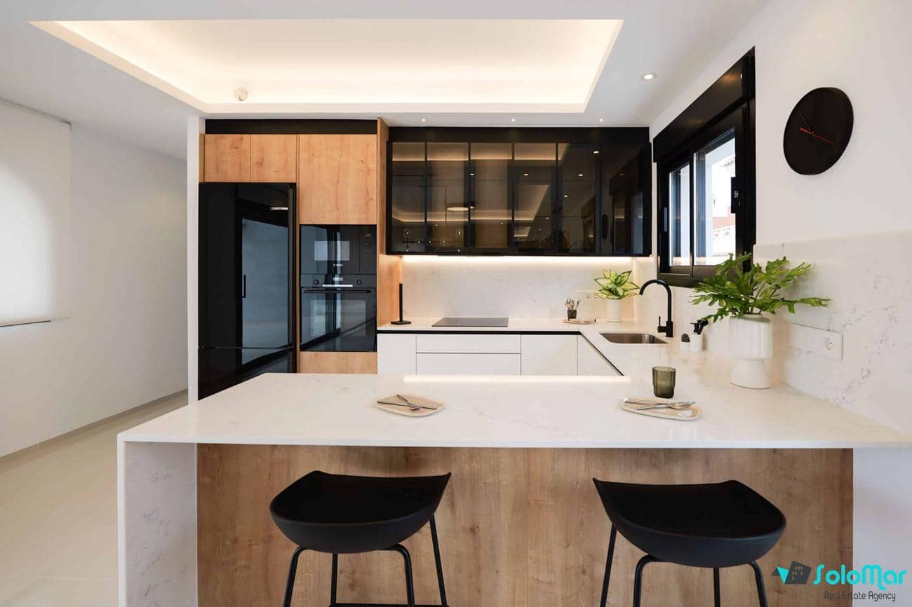 3 makuuhuone Huvila myytävänä paikassa Dona Pepa mukana uima-altaan - 647 000 € (Ref: 7720985)