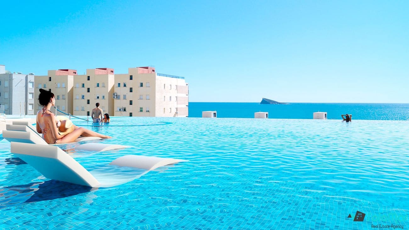 1 sovrum Lägenhet till salu i Benidorm med pool - 496 000 € (Ref: 7735113)