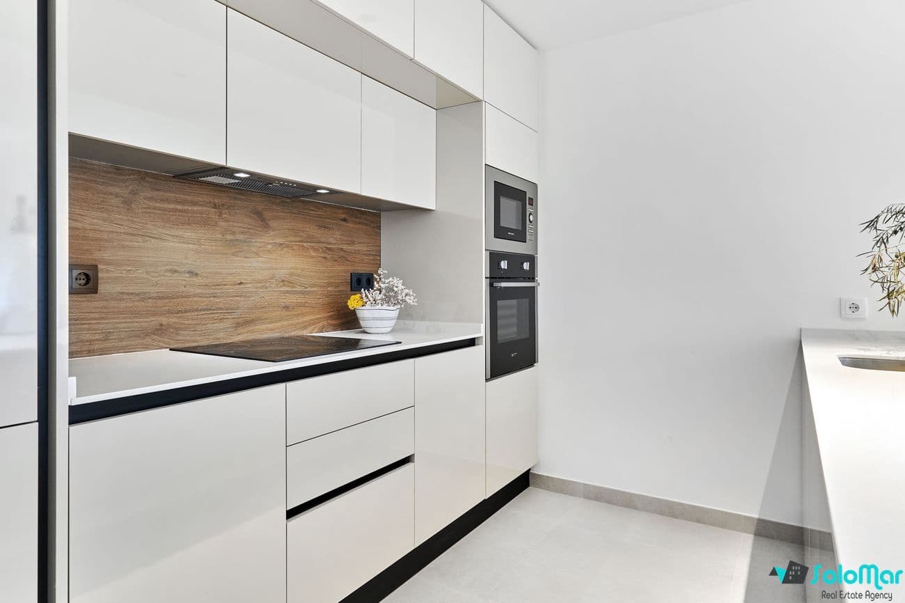 2 sypialnia Apartament na sprzedaż w Torrevieja z basenem - 360 000 € (Ref: 7737394)