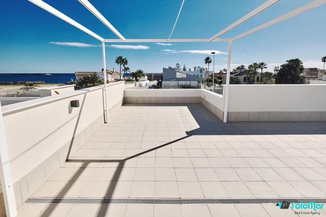 2 slaapkamer Penthouse te koop in Playa de los Náufragos, Torrevieja met zwembad - € 380.000 (Ref: 7757817)