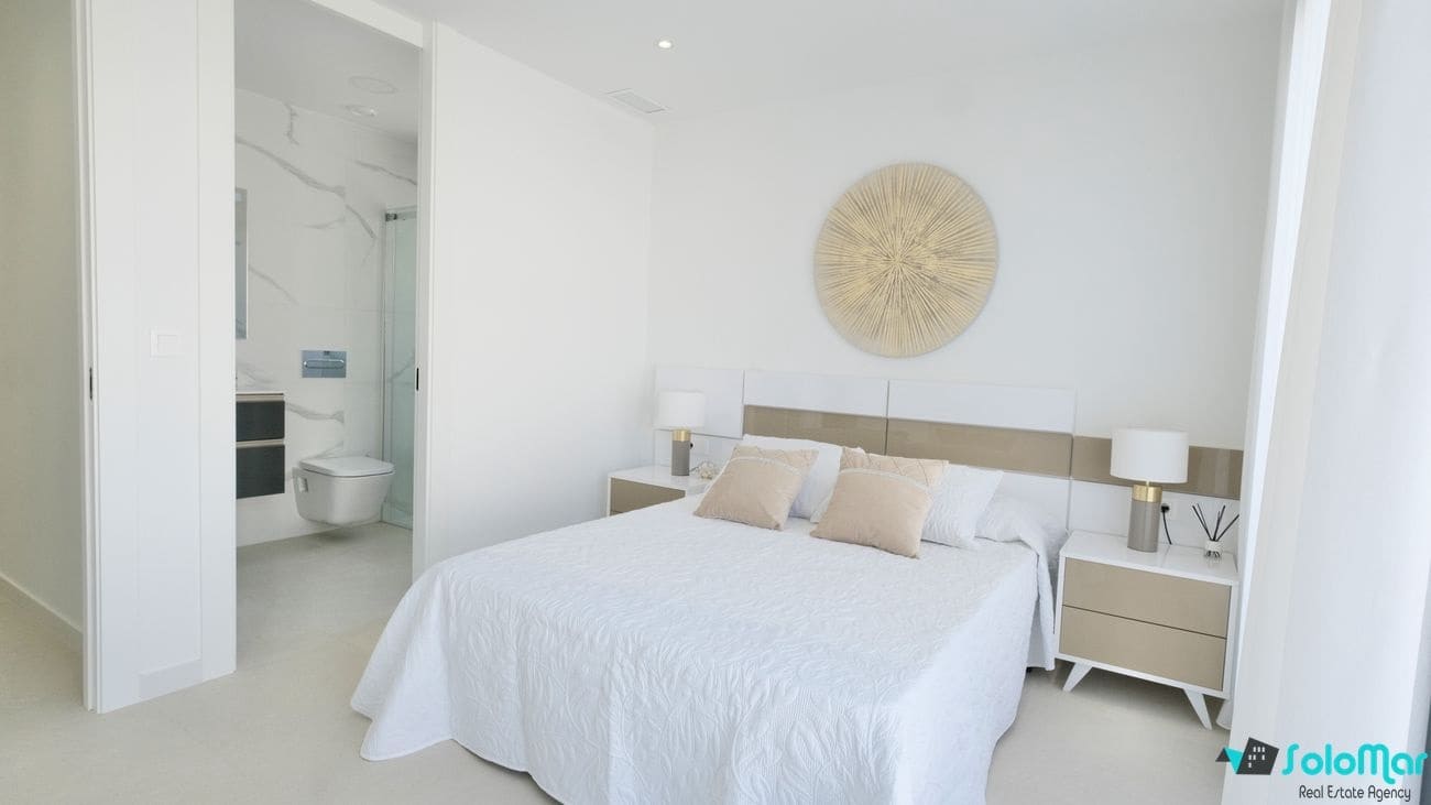 3 quarto Moradia para venda em San Fulgencio com piscina - 800 000 € (Ref: 8033067)