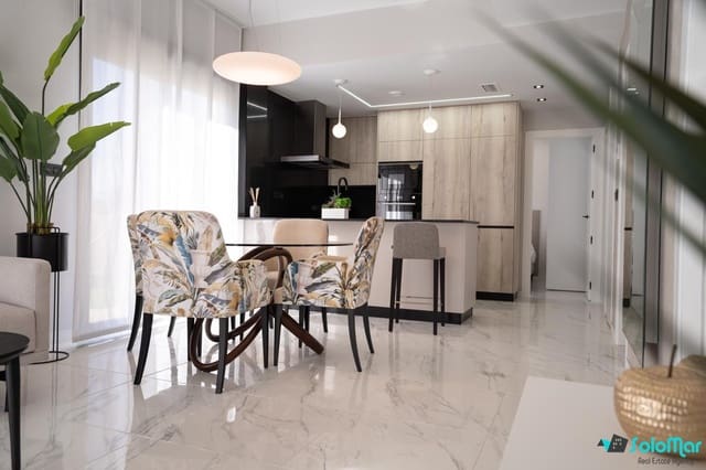 Apartamento de 3 habitaciones en Punta Prima, Torrevieja en venta con piscina - 370.000 € (Ref: 8181302)