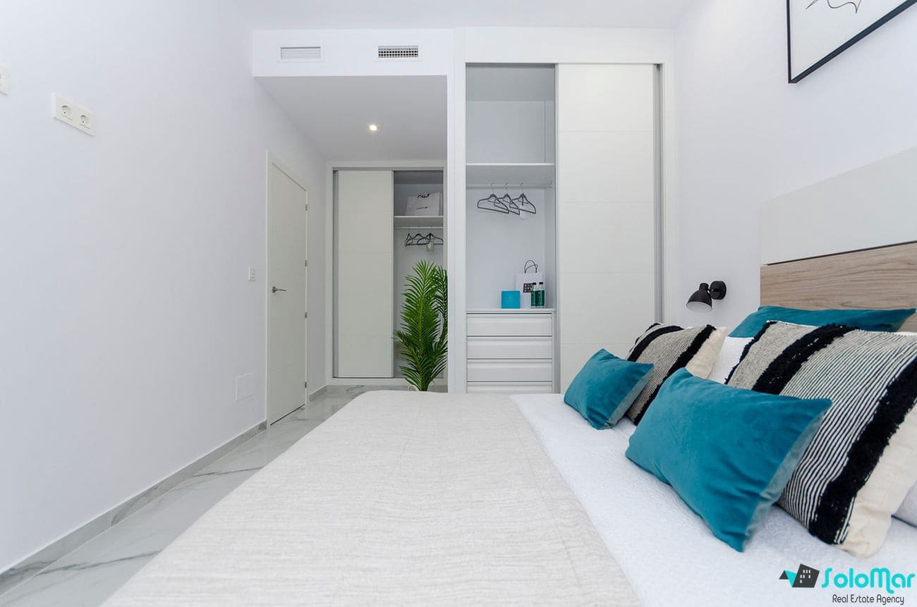 3 chambre Villa/Maison à vendre à Torrevieja avec piscine - 385 000 € (Ref: 8267247)