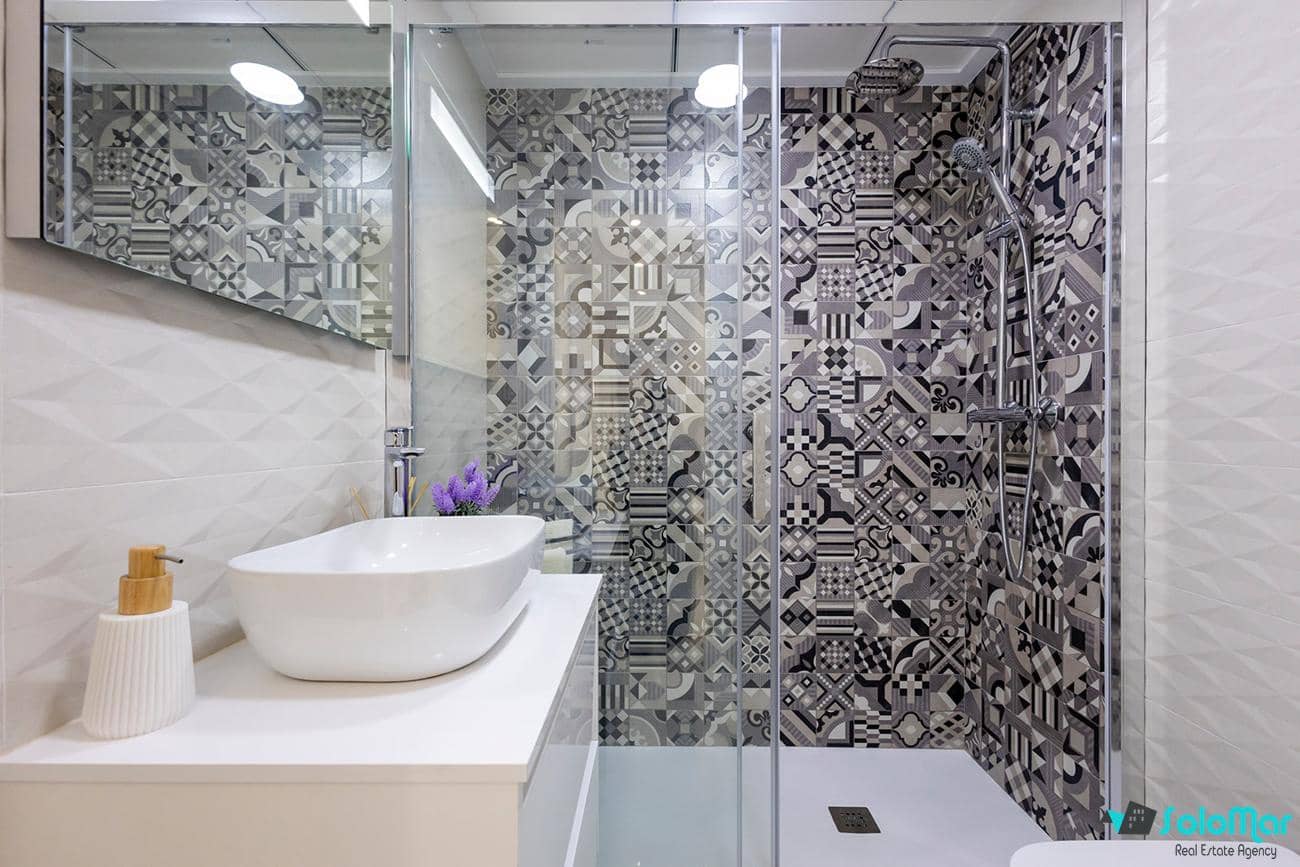 2 bedroom Apartment for sale in Jacarilla - € 149,000 (Ref: 8414009)