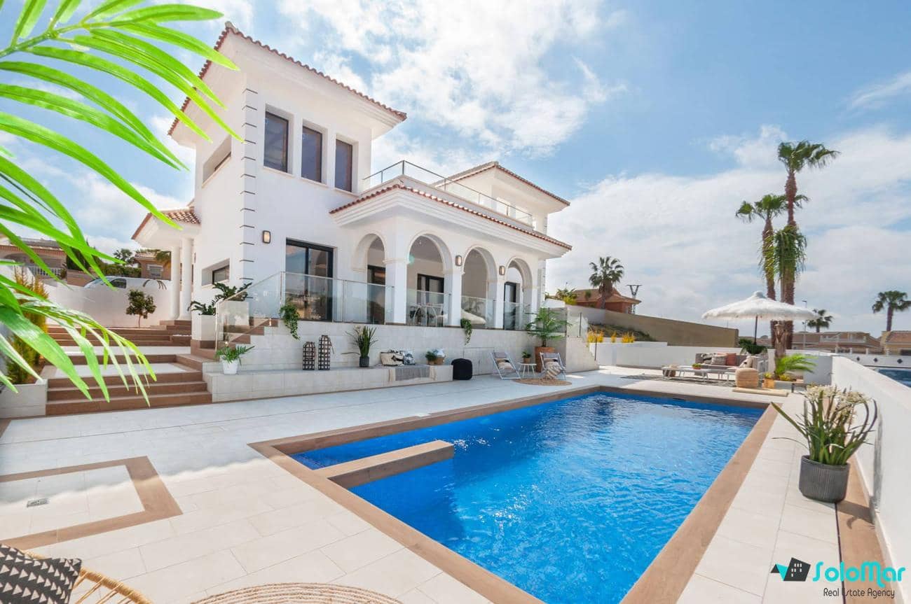 4 bedroom Villa for sale in Dona Pepa with pool - € 675,297 (Ref: 8609968)