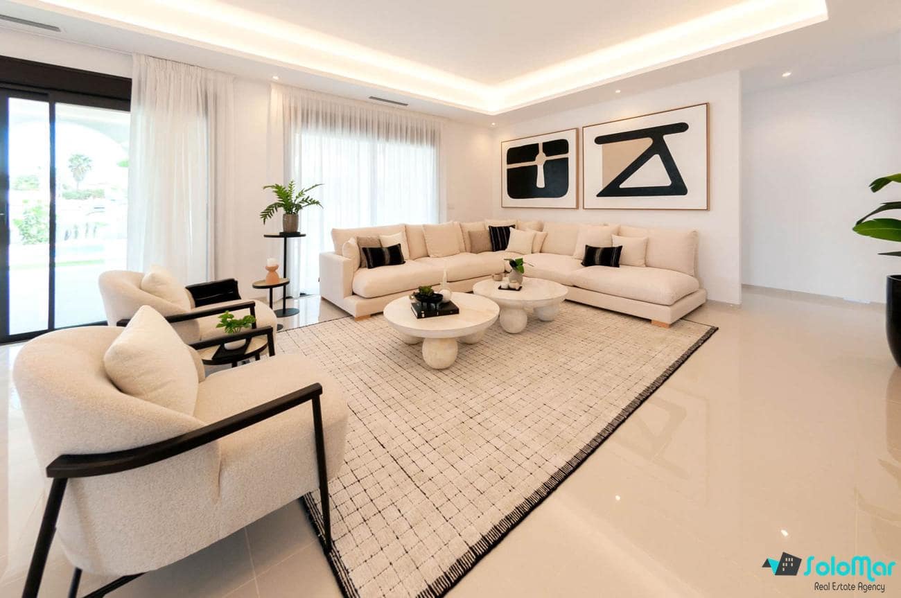 4 slaapkamer Villa te koop in Dona Pepa met zwembad - € 675.297 (Ref: 8609968)