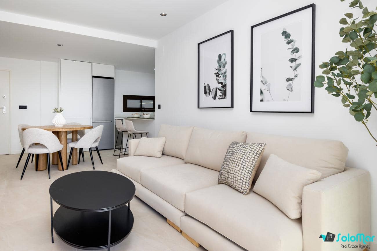 2 bedroom Apartment for sale in Los Alcazares with pool - € 260,000 (Ref: 8611641)