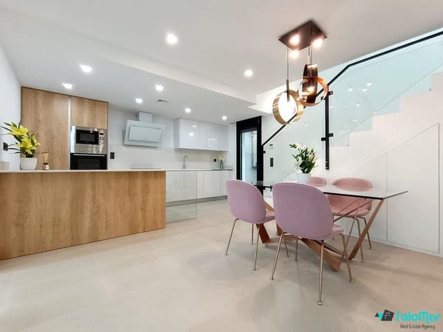 3 bedroom Villa for sale in Benijófar with pool - € 449,000 (Ref: 8695847)