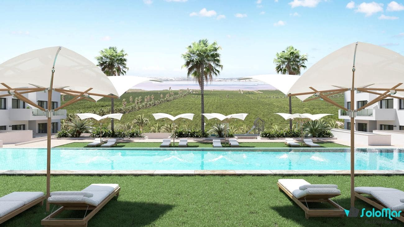 Apartamento de 2 habitaciones en Los Balcones en venta con piscina - 319.900 € (Ref: 8780826)