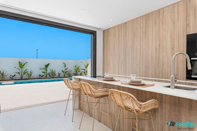 3 chambre Villa/Maison à vendre à Las Lomas de Rame - Bahía Bella, Los Alcázares avec piscine - 489 900 € (Ref: 8807348)