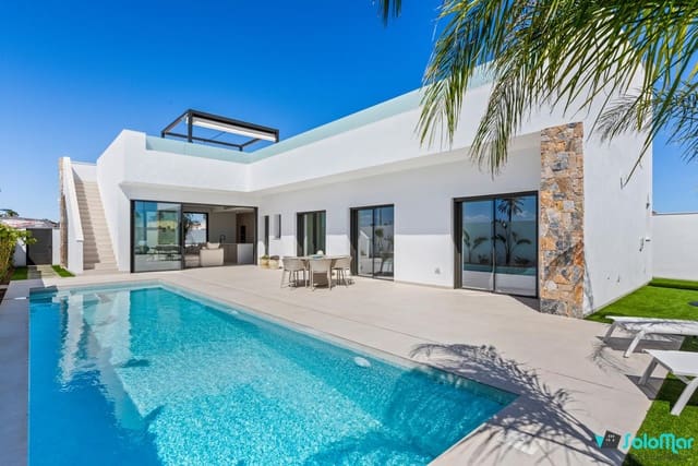 Chalet de 3 habitaciones en Las Lomas de Rame - Bahía Bella, Los Alcázares en venta con piscina - 689.900 € (Ref: 8807349)