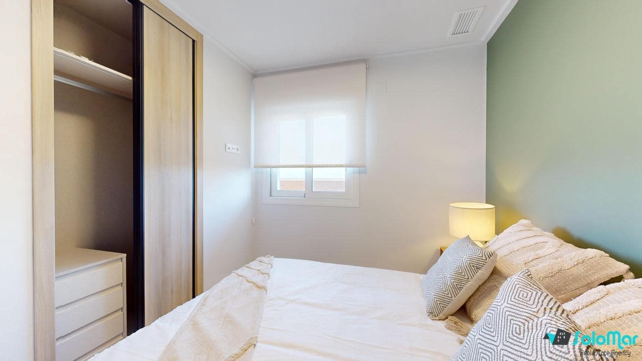 3 bedroom Apartment for sale in Pilar de la Horadada with pool - € 299,900 (Ref: 8861596)