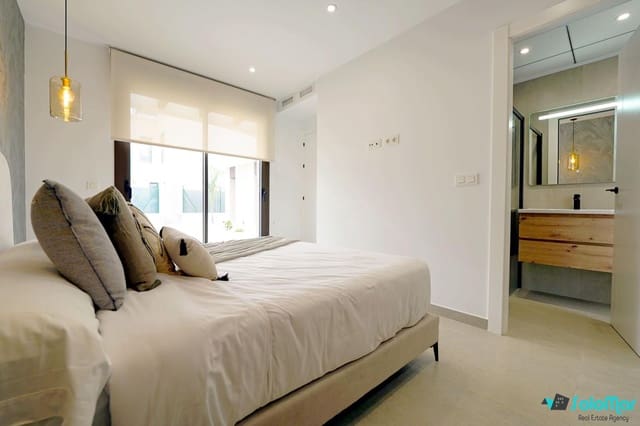 3 quarto Moradia para venda em Heredades, Almoradí - 439 000 € (Ref: 8867457)