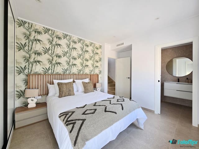 Casa de 4 habitaciones en Bigastro en venta - 269.900 € (Ref: 8932890)