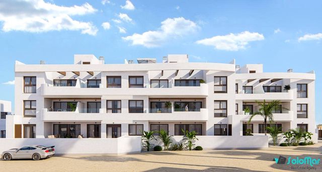 Apartamento de 3 habitaciones en Las Lomas de Rame - Bahía Bella, Los Alcázares en venta con piscina garaje - 349.900 € (Ref: 8944922)