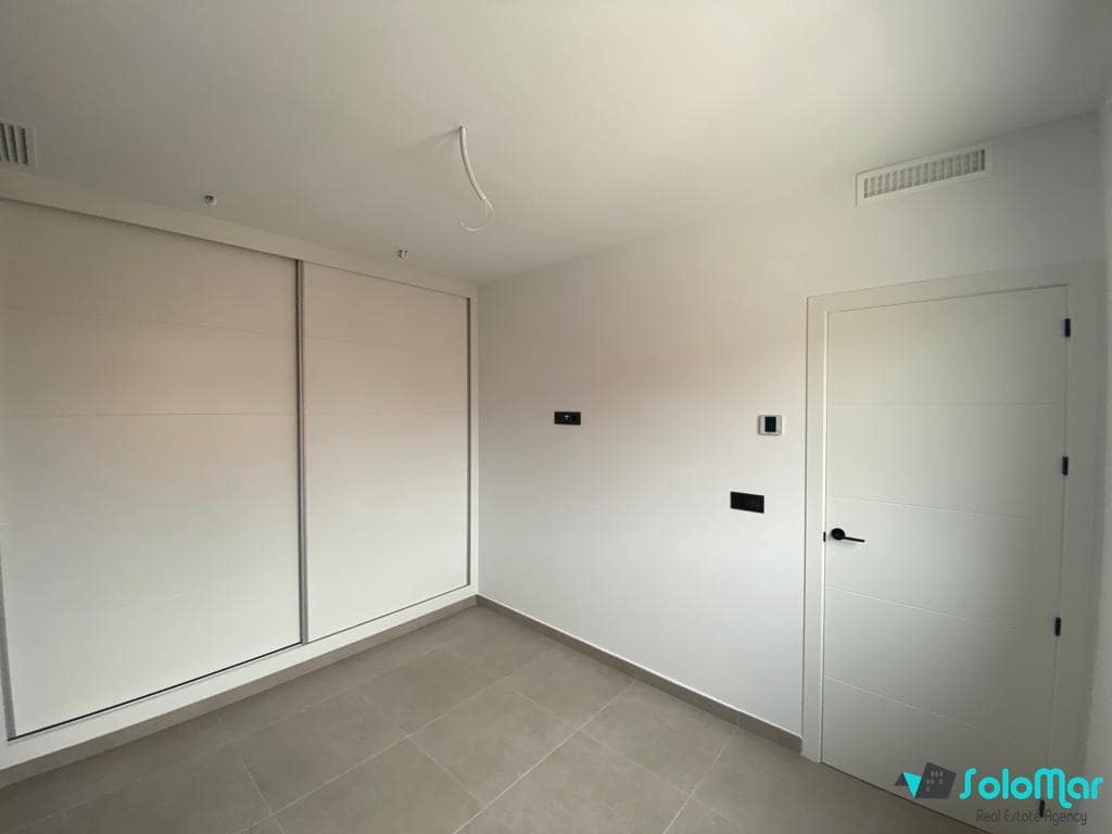 3 bedroom Villa for sale in Los Alcazares with pool garage - € 349,900 (Ref: 8958255)