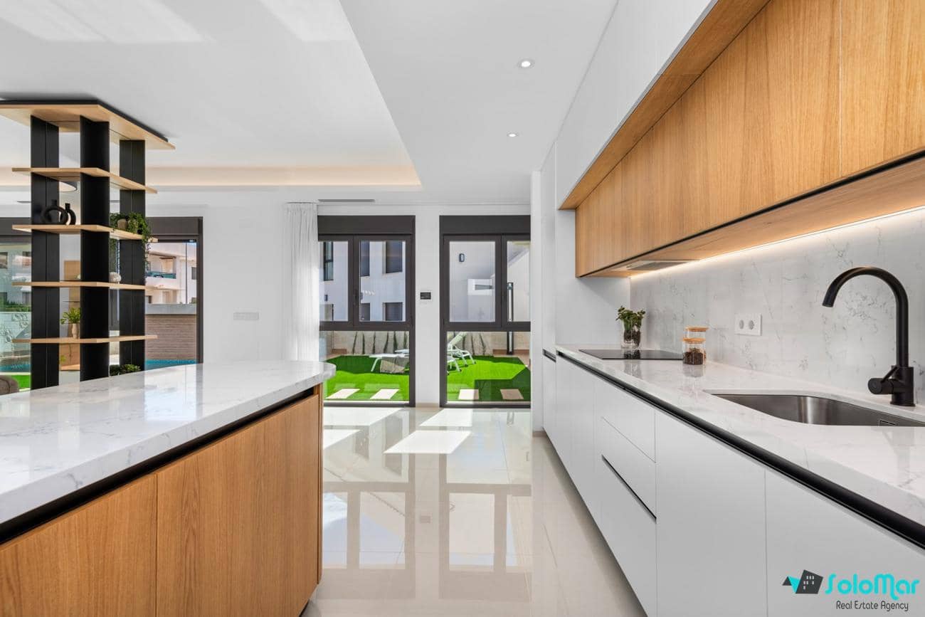 3 makuuhuone Huvila myytävänä paikassa Dona Pepa mukana uima-altaan - 702 535 € (Ref: 8973375)