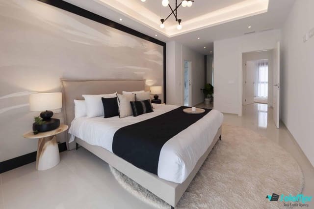 3 quarto Moradia para venda em Doña Pepa, Rojales com piscina garagem - 681 920 € (Ref: 8973376)