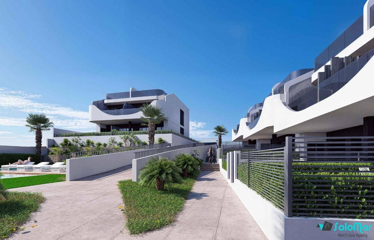 2 Zimmer Apartment zu verkaufen in San Miguel de Salinas mit Pool - 230.000 € (Ref: 9006043)