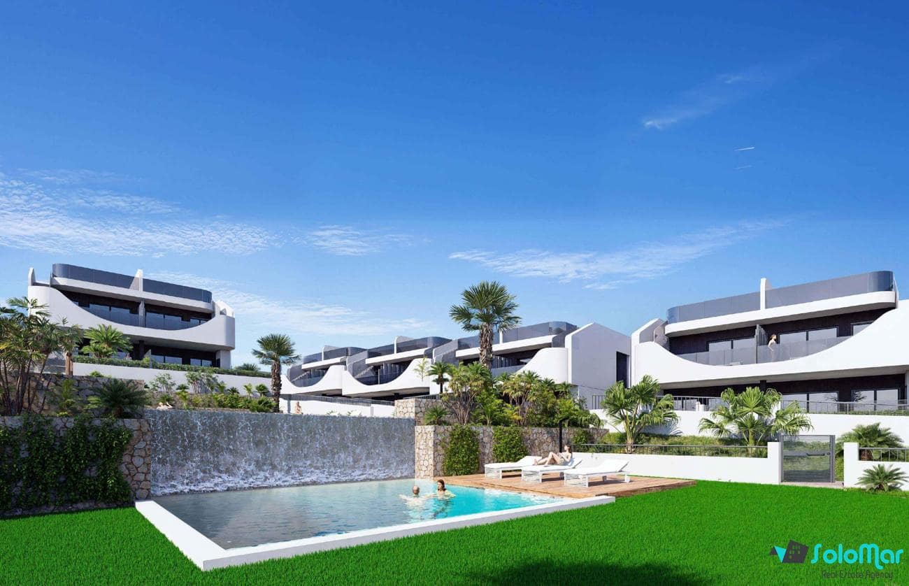 2 Zimmer Apartment zu verkaufen in San Miguel de Salinas mit Pool - 230.000 € (Ref: 9006043)