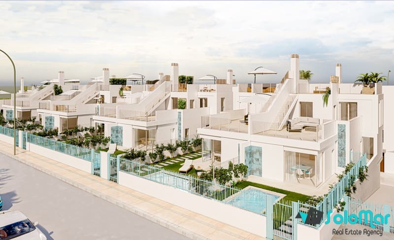 Chalet de 3 habitaciones en Los Alcázares en venta con piscina garaje - 442.000 € (Ref: 9015900)