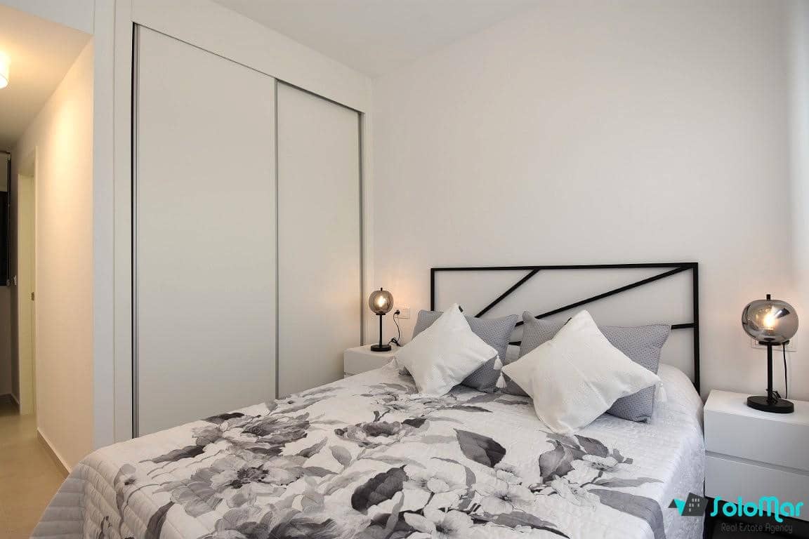 2 bedroom Apartment for sale in San Miguel de Salinas with pool - € 266,000 (Ref: 9040517)