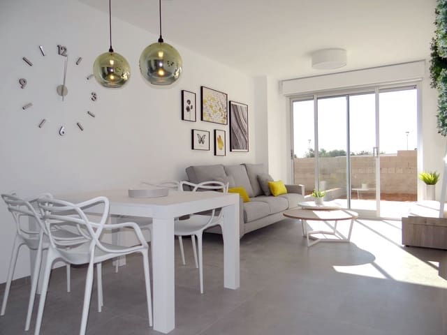 2 soveværelse Bungalow til salg i Aguas Nuevas, Torrevieja med swimmingpool garage - € 281.900 (Ref: 9135933)