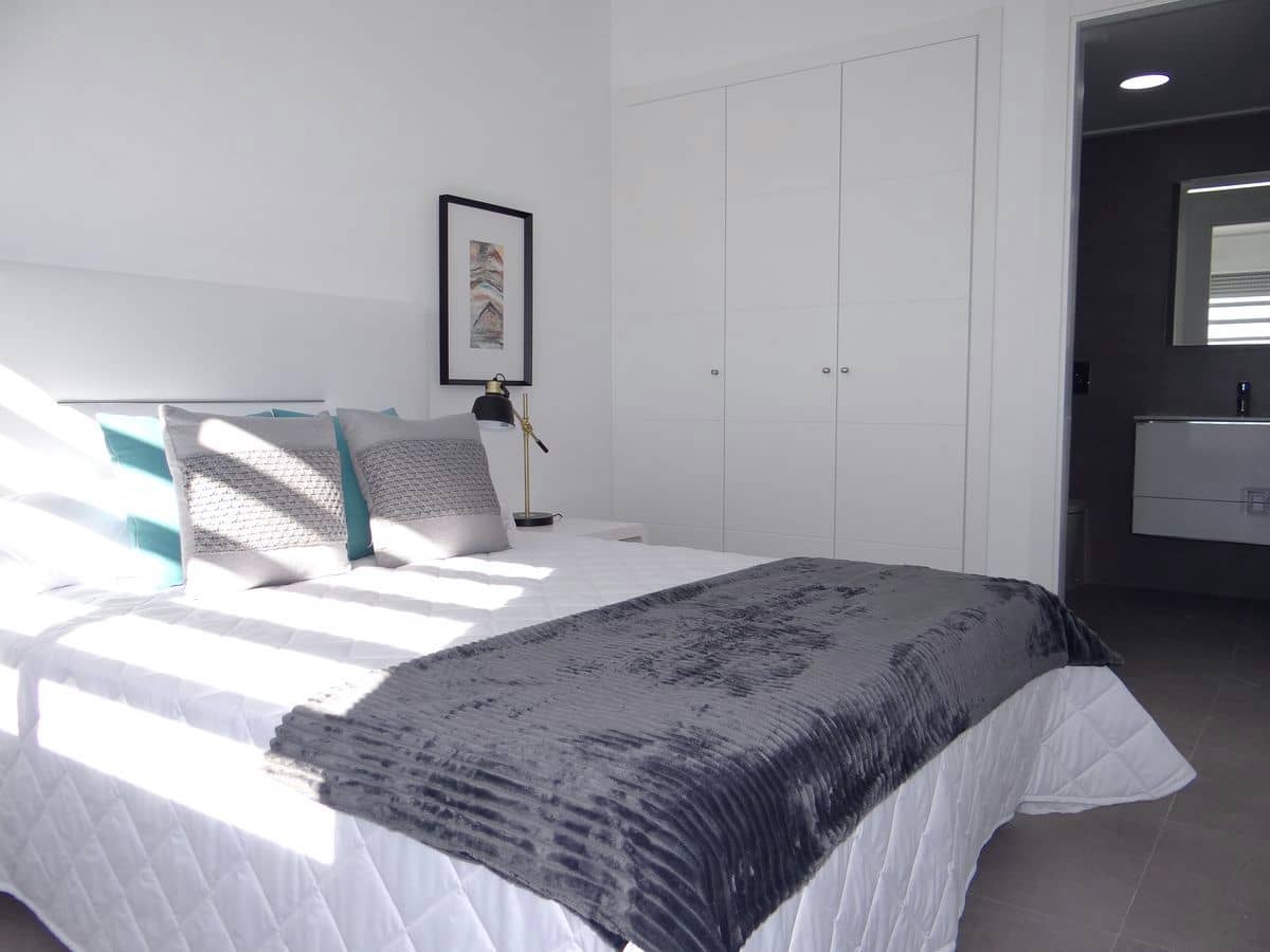 2 soveværelse Byhus til salg i Torrevieja med swimmingpool - € 263.900 (Ref: 9138257)