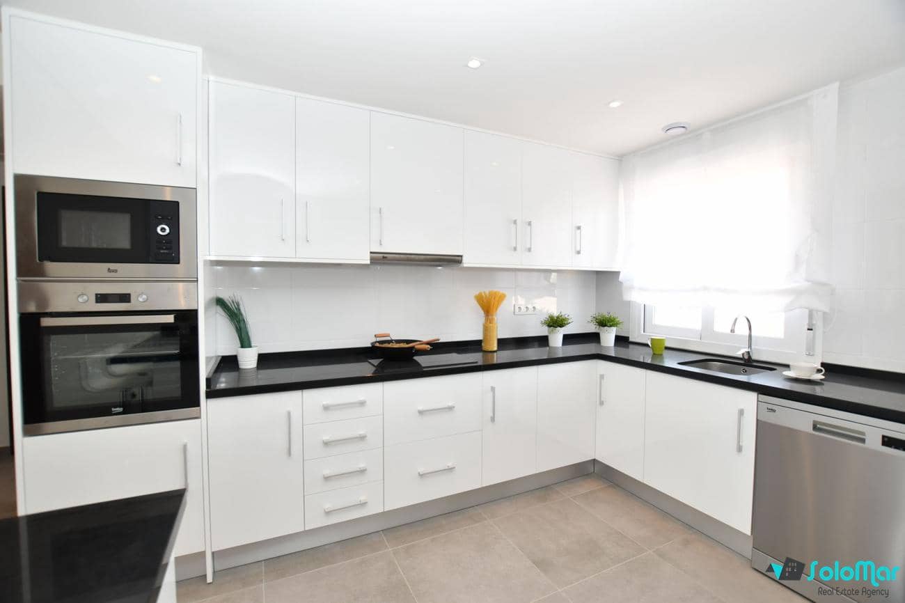 2 slaapkamer Bungalow te koop in San Miguel de Salinas met zwembad - € 269.900 (Ref: 9184518)