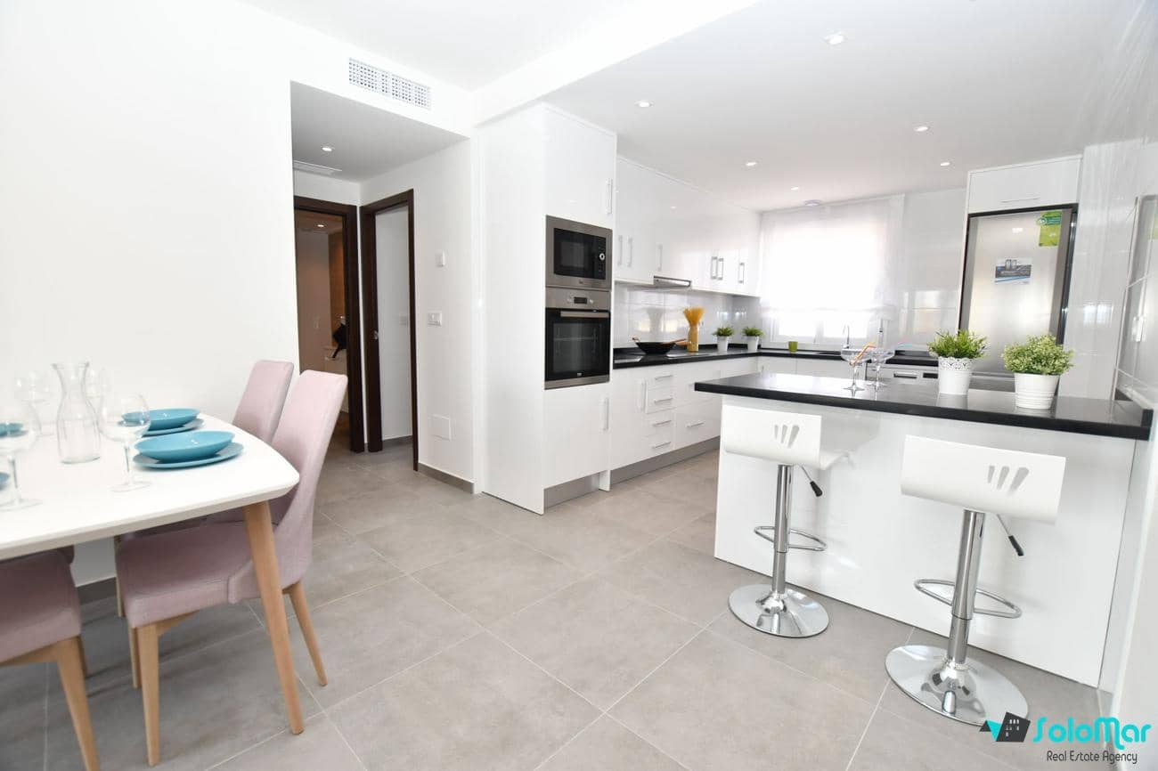 2 slaapkamer Bungalow te koop in San Miguel de Salinas met zwembad - € 269.900 (Ref: 9184518)