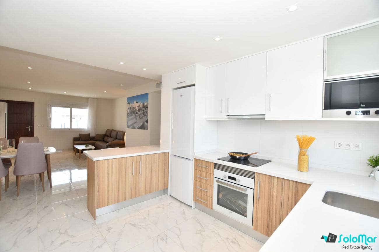 2 chambre Bungalow à vendre à San Miguel de Salinas avec piscine - 239 900 € (Ref: 9184519)