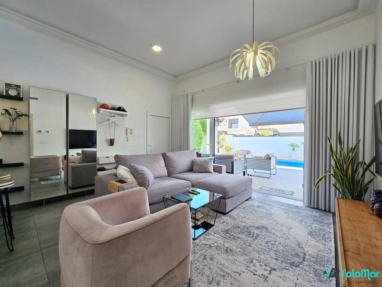 2 bedroom Villa for sale in Ciudad Quesada with pool - € 425,000 (Ref: 9195077)