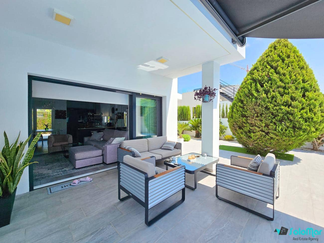 2 bedroom Villa for sale in Ciudad Quesada with pool - € 425,000 (Ref: 9195077)