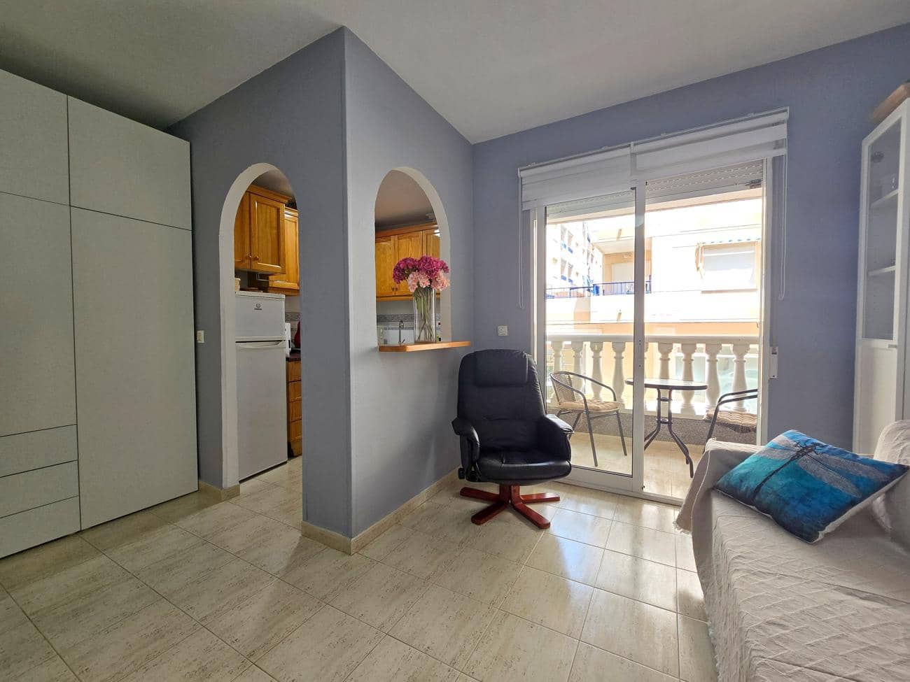 1 soveværelse Studio til leje i Guardamar del Segura med swimmingpool - € 500 (Ref: 9978028)