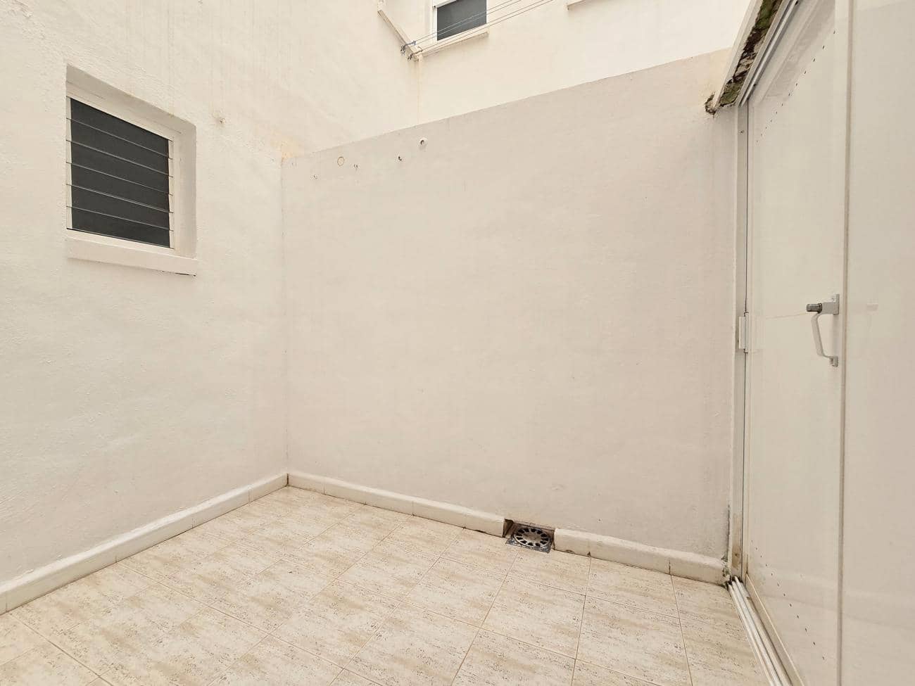 1 soveværelse Studio til leje i Guardamar del Segura med swimmingpool - € 500 (Ref: 9978028)
